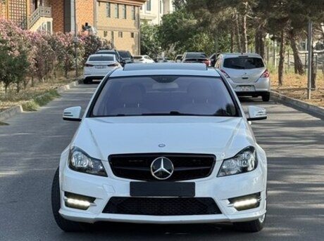 Mercedes C 250