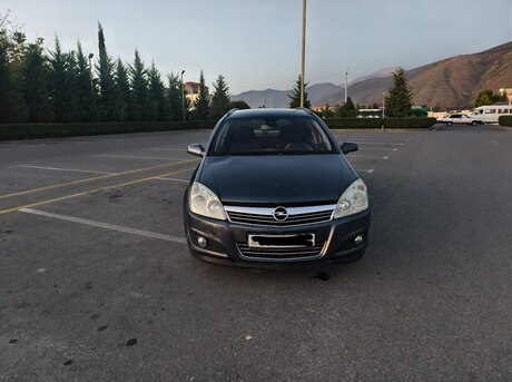 Opel Astra 2007