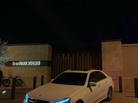 Mercedes E 220 2014
