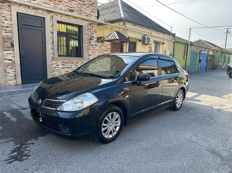Nissan Tiida 2008