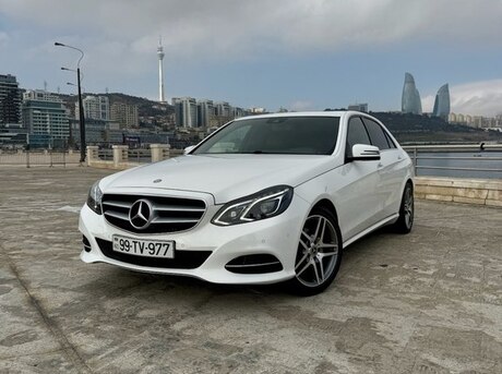 Mercedes E 220 2015