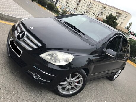 Mercedes B 180 2010