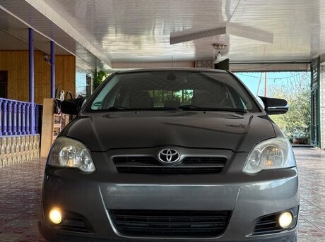 Toyota Corolla 2004