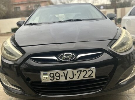 Hyundai Accent 2013