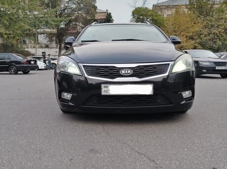 Kia  2010