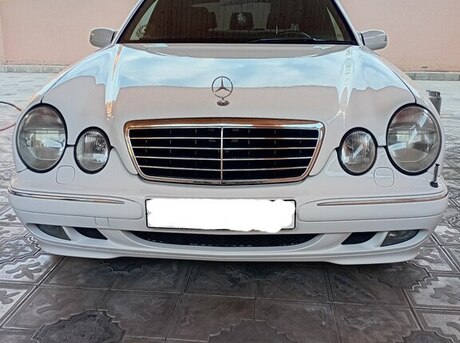 Mercedes E 240 2001