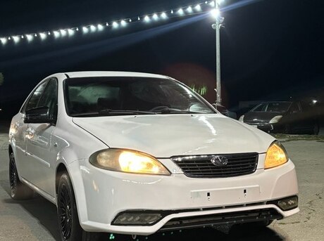 Daewoo Gentra 2014