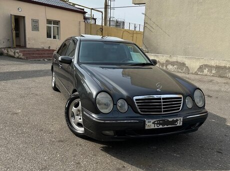 Mercedes E 240 1999