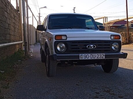 LADA (VAZ) Niva 2008