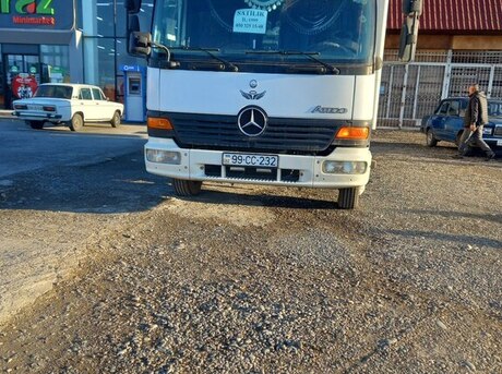 Mercedes Atego 817 1999
