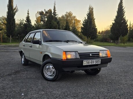 LADA (VAZ) 21099 2002
