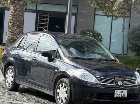 Nissan Tiida 2008