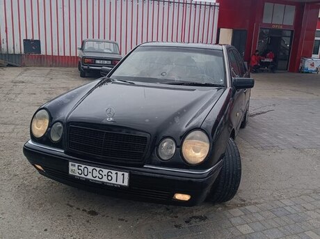 Mercedes E 220 1996