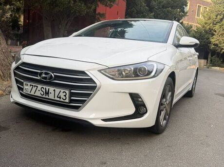 Hyundai Avante 2015
