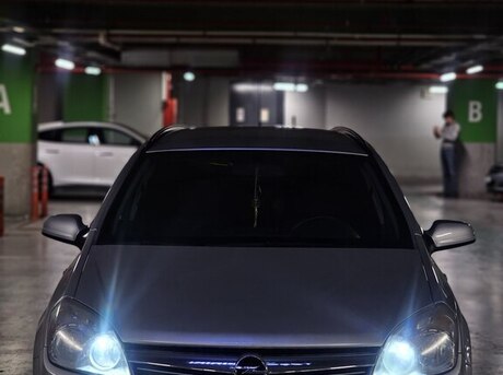 Opel Astra 2008