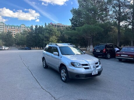 Mitsubishi Outlander 2003
