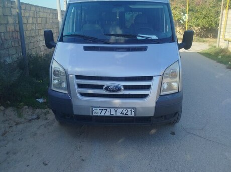 Ford Transit 2011