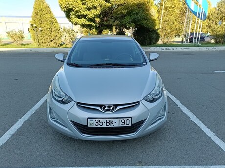Hyundai Elantra 2015
