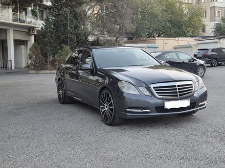 Mercedes E 220 2011