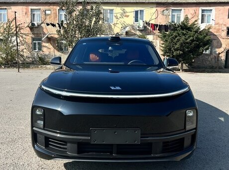 Li Auto L9 2025