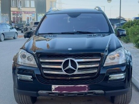 Mercedes  2008