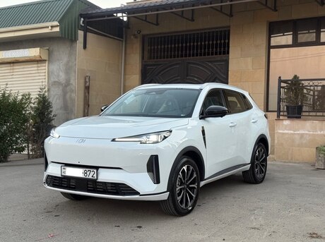 Changan Qiyuan Q05 2025
