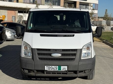 Ford Transit 2010