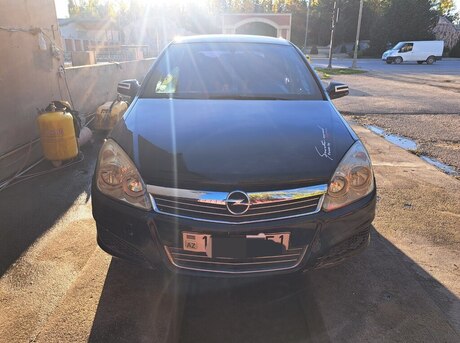 Opel Astra 2008