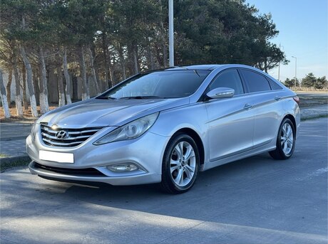 Hyundai Sonata 2011