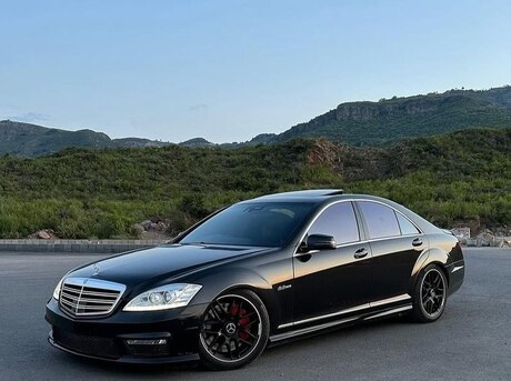 Mercedes S 500
