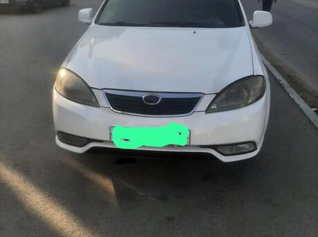 Daewoo Gentra 2013