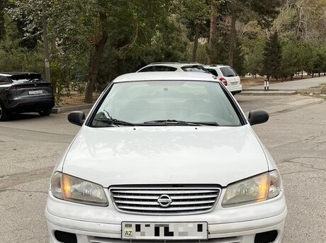 Nissan Sunny 2001
