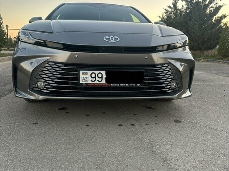 Toyota Camry 2024