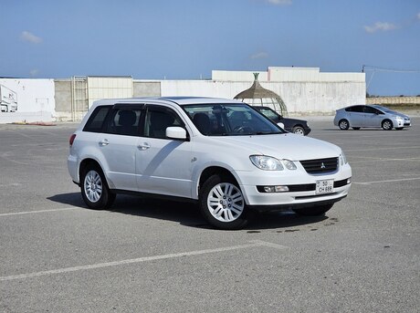 Mitsubishi Airtrek 2001