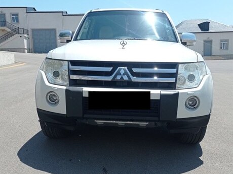 Mitsubishi Pajero 2008