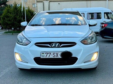 Hyundai Accent 2012
