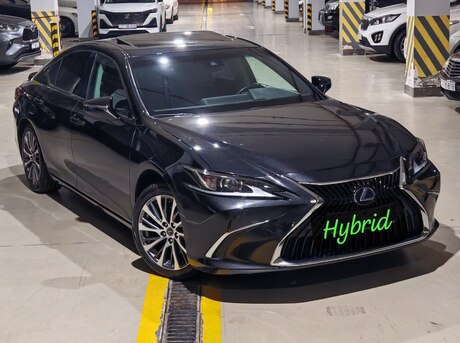 Lexus ES 300h 2021