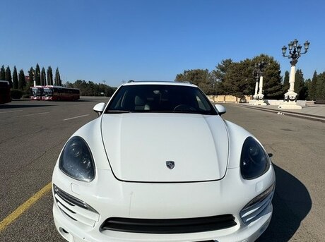 Porsche Cayenne 2012