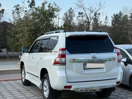 Toyota Land Cruiser Prado 2015