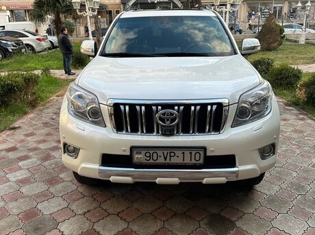 Toyota Land Cruiser Prado 2013