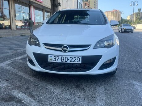 Opel Astra 2015