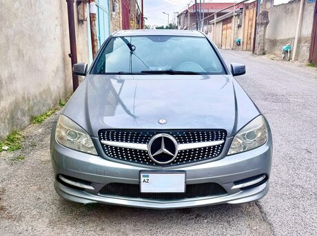 Mercedes C 250 4MATIC 2011