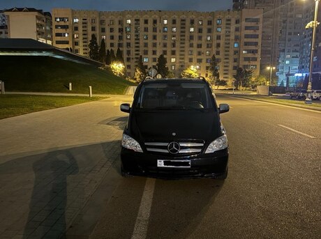 Mercedes  2011