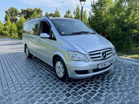 Mercedes Viano 2006
