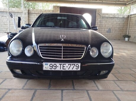 Mercedes E 240 2000