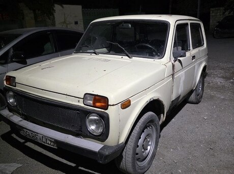 LADA (VAZ) Niva 1987