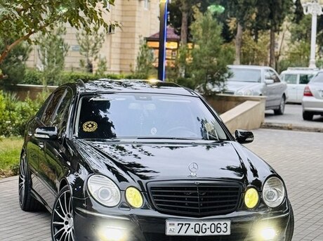 Mercedes E 300