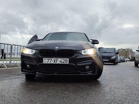 BMW 328 2014