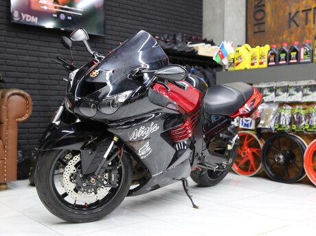 Kawasaki Ninja ZX-14