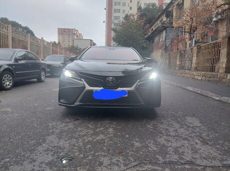 Toyota Camry 2017